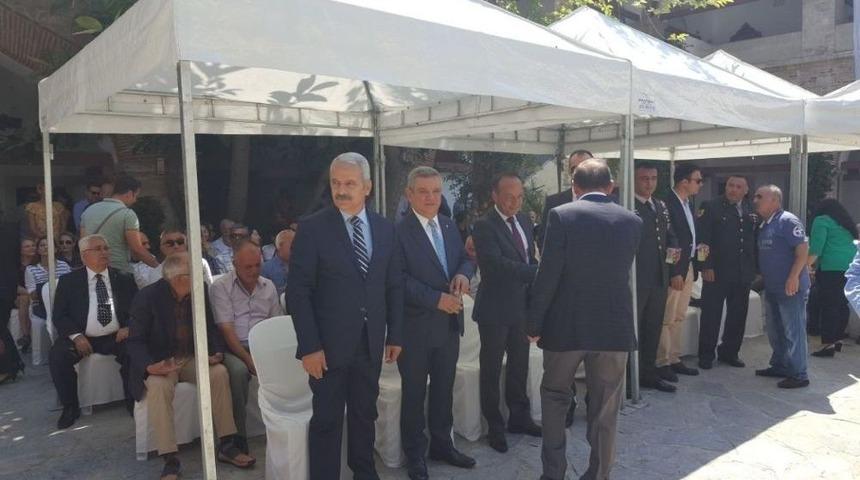 Kuşadası&rsquo;nda Bayramlaşma T&ouml;reni Yapıldı