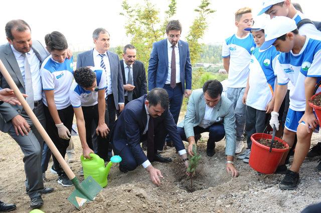 Bakan Kurum: Yeni yönetmelikle, binalarda her daireye bir otopark yapılacak (2)