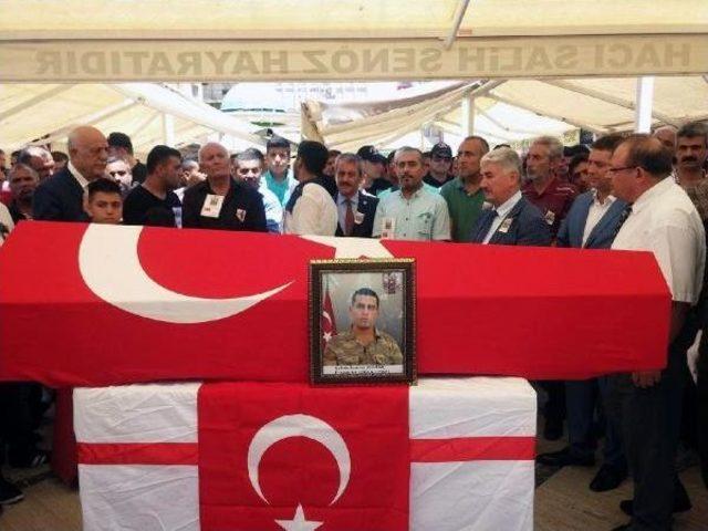 Şehit Asker Son Yolculuğuna Uğurlandı