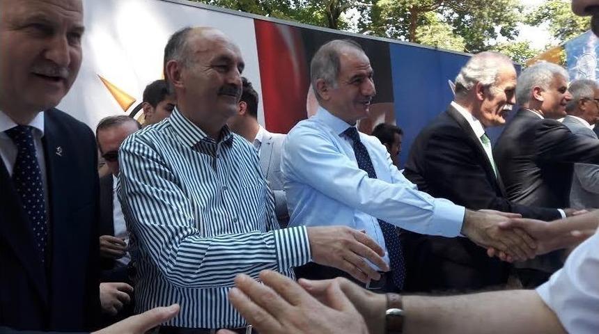 Bakan M&uuml;ezzinoğlu: "milletten Korkanlar Milletle Beraber Y&uuml;r&uuml;yemeyenler, Otobanların Emniyet Şeritlerinde Y&uuml;r&uuml;meye Devam Edeceklerdir"