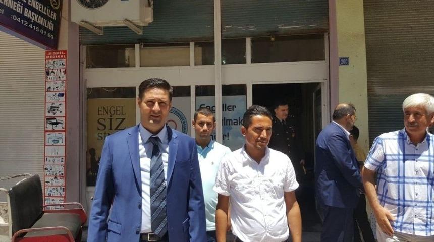 Başkan G&uuml;len&ccedil;, Vatandaşlarla Bayramlaştı