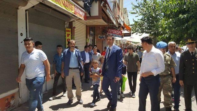 Başkan Gülenç, Vatandaşlarla Bayramlaştı