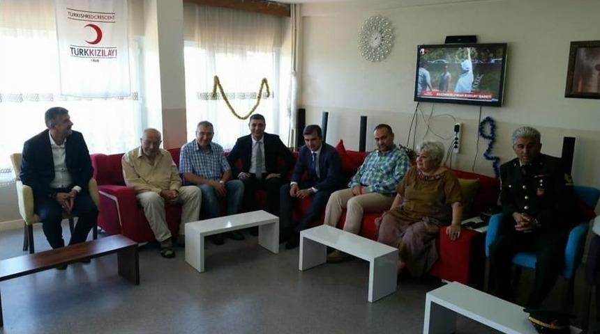 Huzurevi Sakinleri Bu Bayramda Unutulmadı