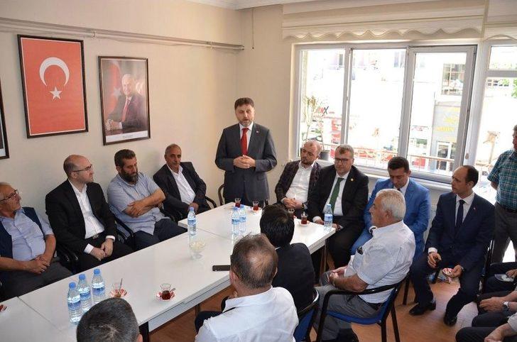 Bilecik Ak Parti Milletvekili Eldemir Bozüyük’te Partililerle Bayramlaştı G3