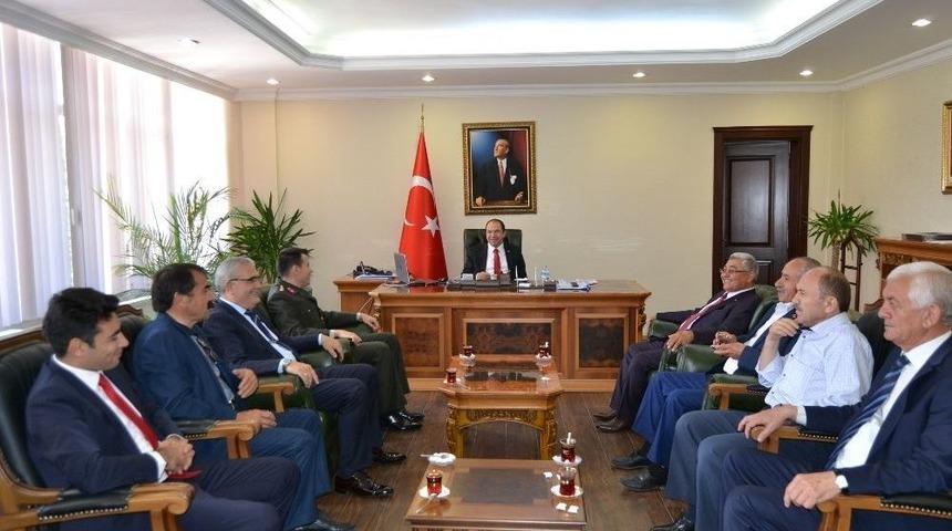 Kulu&rsquo;da Protokol Bayramlaştı