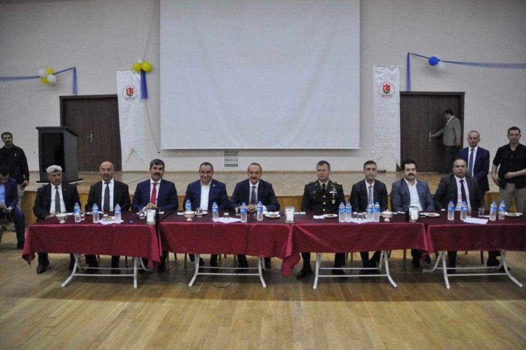 Muş&rsquo;ta Bayramlaşma T&ouml;reni