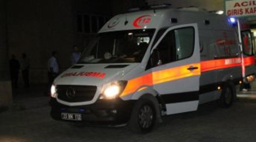 Elazığ&rsquo;da Bir Garip Olay, Cesedi Ambulansa Verip Ka&ccedil;tılar