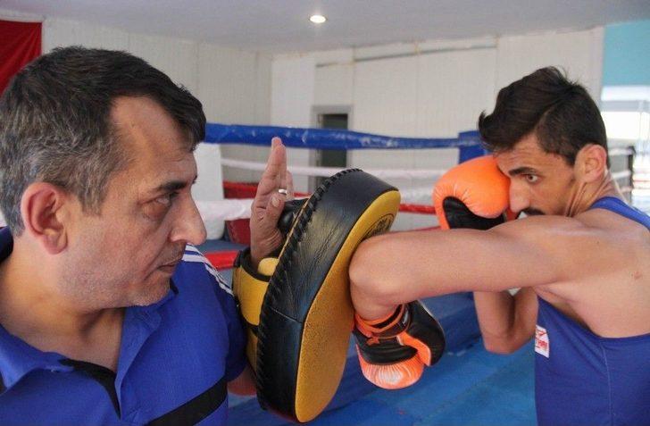 (özel Haber) Türkiye’nin Van Damme’ı, Dünya Dövüş Oyunları’na Katılacak G4