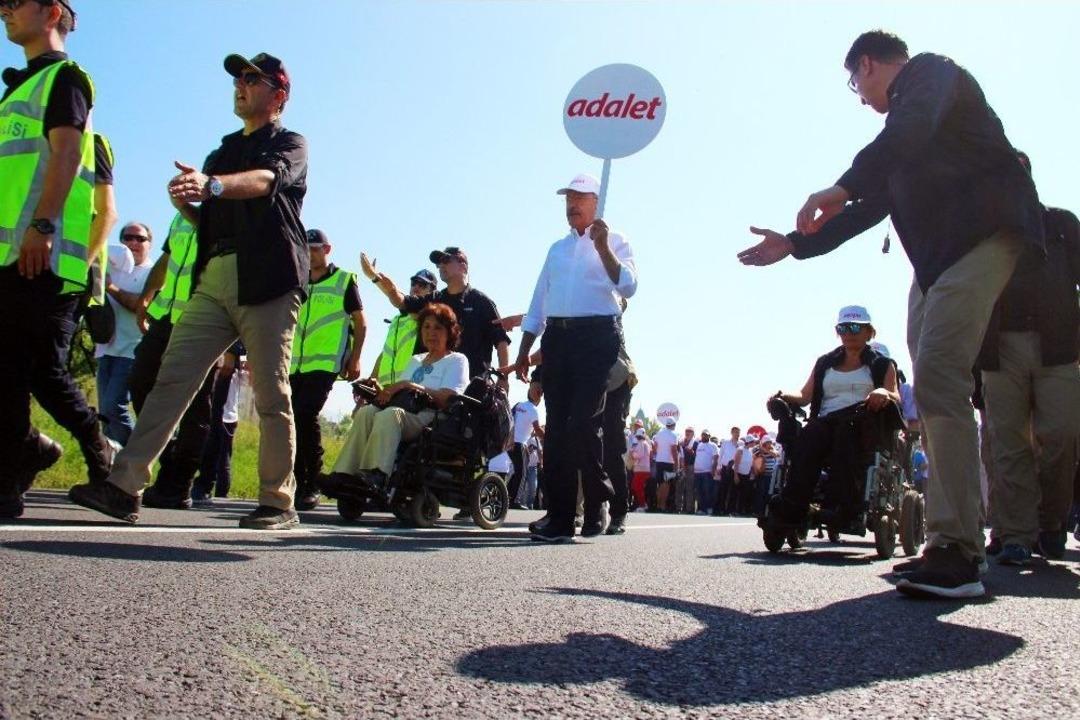 Chp Genel Kemal Kılı&ccedil;daroğlu Adalet Y&uuml;r&uuml;y&uuml;ş&uuml;n&uuml;n 12. G&uuml;n&uuml;nde