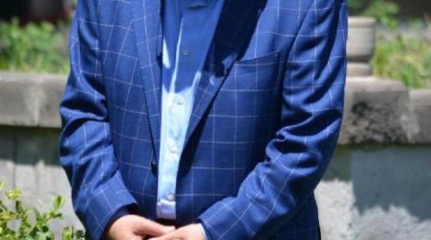 Bakan &Ouml;zhaseki'den Anne Mezarına Ziyaret