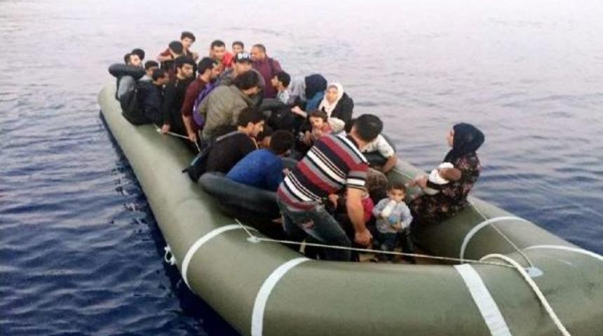 Kaş'ta Suriyeli 32 Ka&ccedil;ak Yakalandı