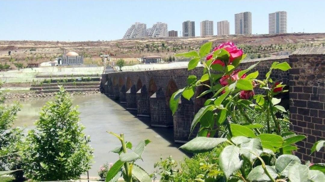 Bayramda Diyarbakır&rsquo;a Turist Akını