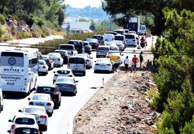 Bodrum'a 3 Günde 220 Bin Araç Giriş Yaptı