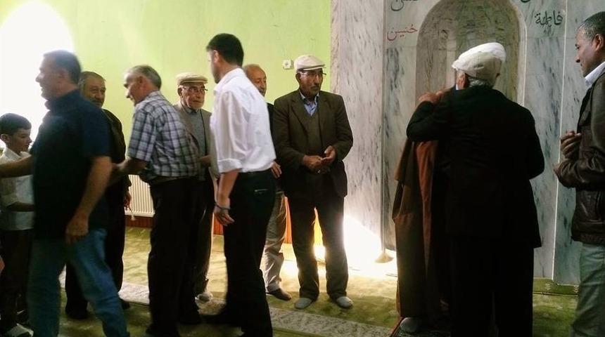 Bayram G&uuml;n&uuml; Oru&ccedil; Tutan Azeriler, Bug&uuml;n Bayram Yaptılar