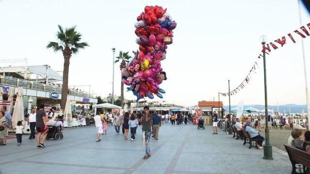 Balıkesir Sahillerinde Bayram Yoğunluğu Yaşanıyor