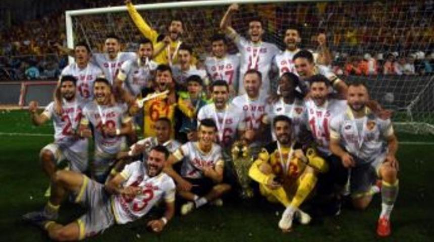 Göztepe'yi Süper Lig'e Çıkaran Kadro Dağılıyor