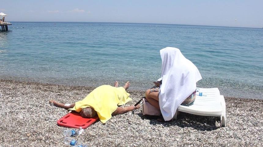 &Ouml;l&uuml;m Ukraynalı Kamyon Şof&ouml;r&uuml;n&uuml; Denizde Yakaladı