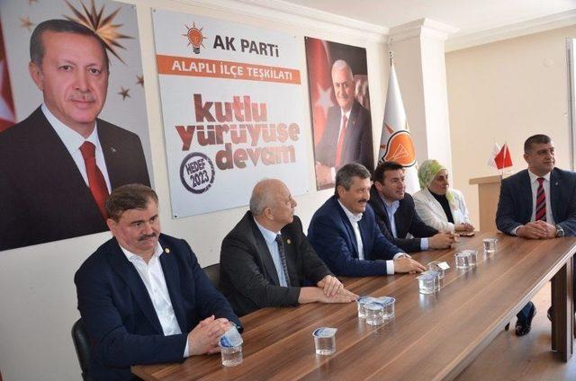 Ak Parti Alaplı Teşkilatı Bayramlaştı