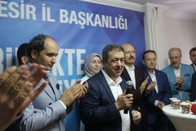 Ak Parti Edremit’te Bayramlaşma