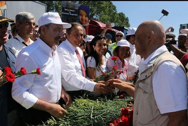 Kartal Belediye Başkanı Öz’den ‘adalet Yürüyüşü’ne Destek