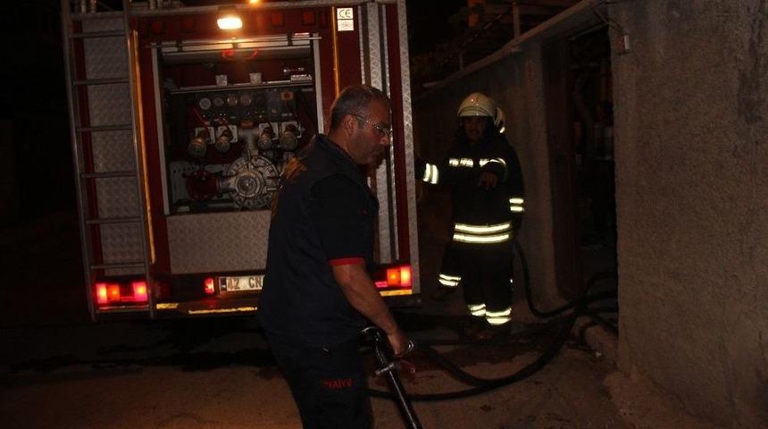Konya&rsquo;da M&uuml;stakil Evde Yangın