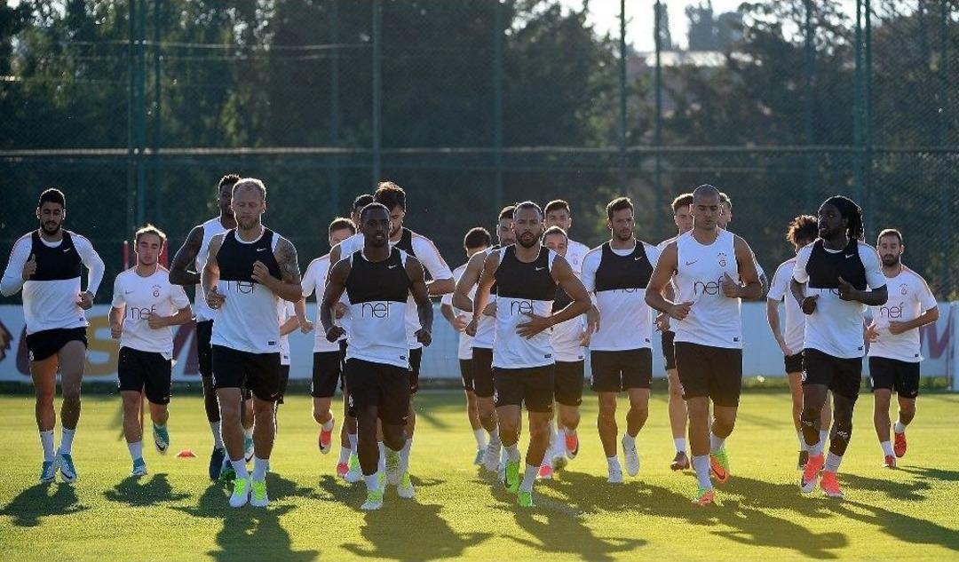 Galatasaray&rsquo;da Yeni Sezon Hazırlıkları S&uuml;r&uuml;yor