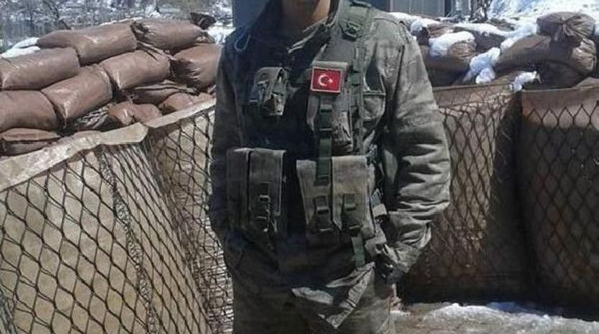 Oğlunun Şahadet Haberini Alan Baba; Ayıp Olmasa, Şimdi G&uuml;ler Oynarım