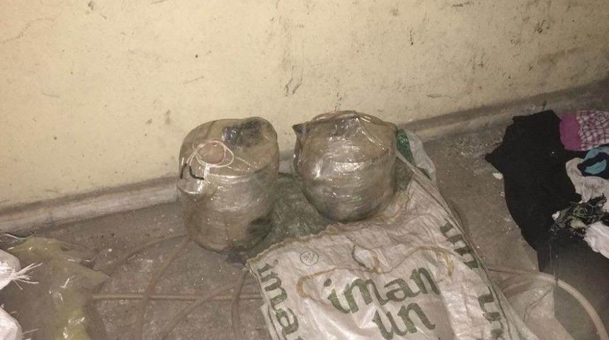 Batman&rsquo;da Eylemlerde Kullanılacağı Değerlendirilen &Ccedil;ok Sayıda M&uuml;himmat Ele Ge&ccedil;irildi