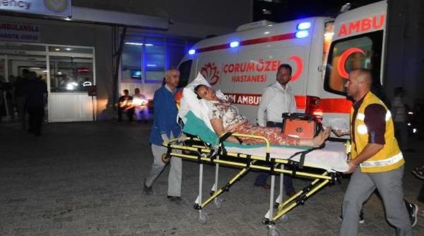 &Ccedil;orum'da Ikisi Kadın 3 Kişi Silahla Yaralandı