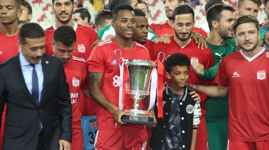 20. Cumhuriyet Kupası'nı Demir Grup Sivasspor kazandı