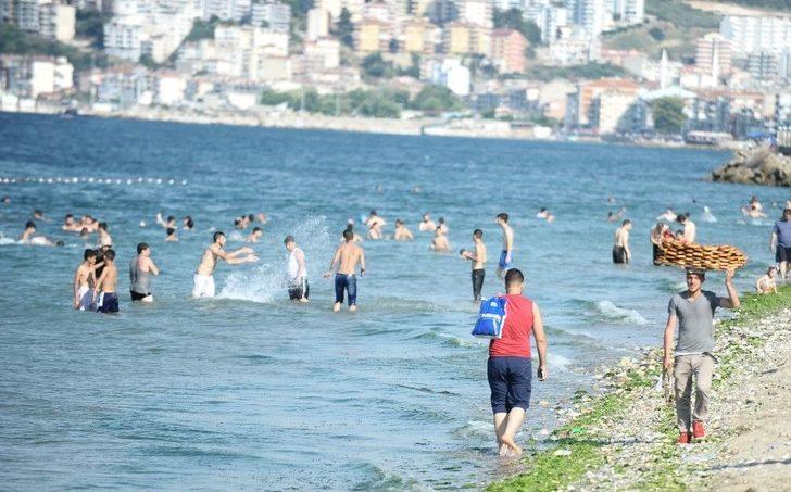 Sıcaktan Bunalanlar Denize Koştu G2