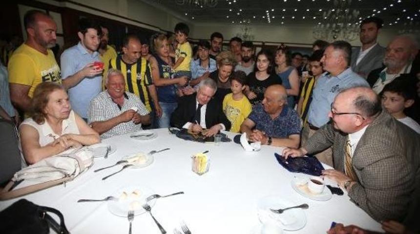 Fenerbahçe Kulübü'nde Bayramlaşma Töreni Yapıldı