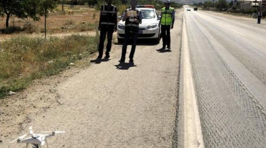 'drone' Belirledi, Polis 206'şar Lira Ceza Kesti