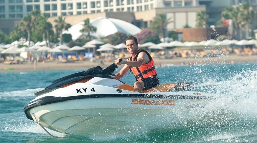 Usta Raketler Denizde Hünerlerini Sergiledi