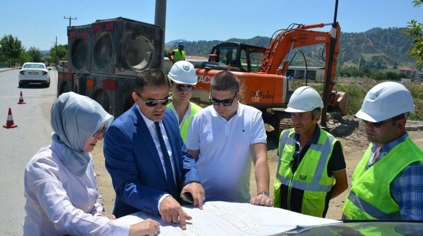 Salihli&rsquo;yi Su Baskınlarından Kurtaracak &Ccedil;alışma Yerinde İncelendi