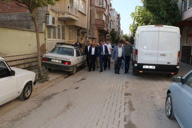 Genel M&uuml;d&uuml;r Coşkun, Akhisar&rsquo;daki Yağmursuyu Hattını İnceledi 1