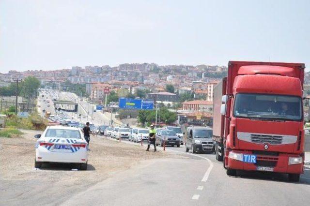 Tekirdağ'dan İstanbul'a Dönüş Yoğunluğu