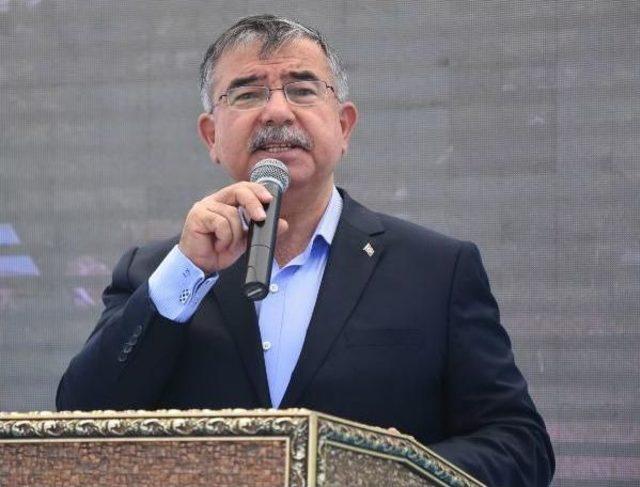 Bakan Yılmaz: Eğitime Yeni Müfredatla Başlayacağız