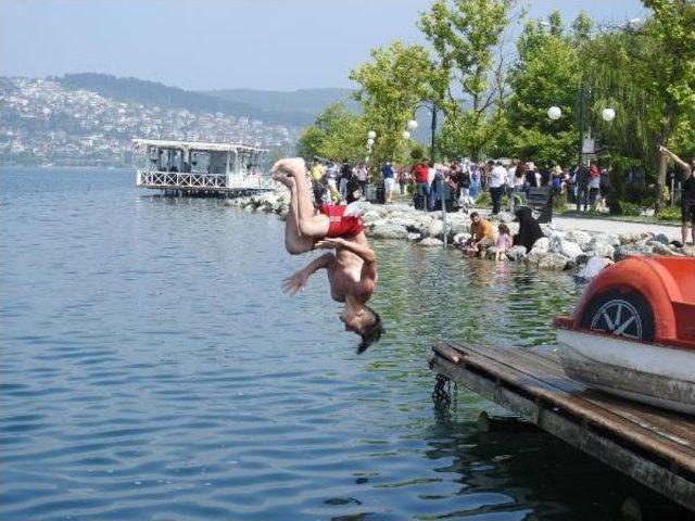 Sapanca'ya Günübirlikçi Akını