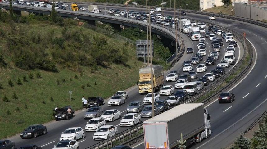 Tatilciler Dönüş Yolunda