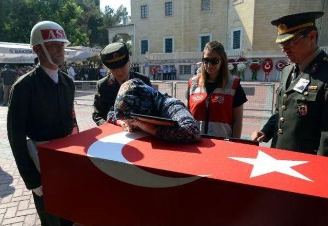 Şehit Uzman Çavuş Son Yolculuğuna Uğurlandı