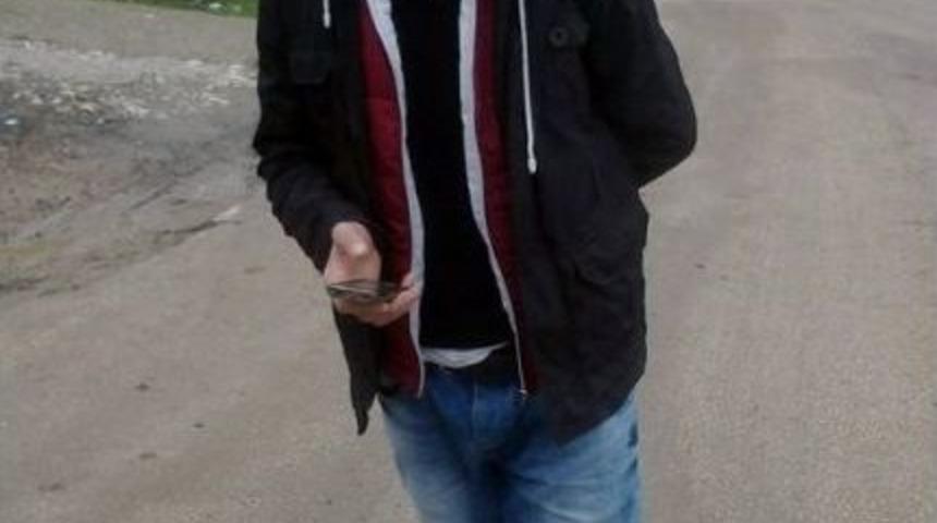 Arkadaşını Kurtardı, Kendisi Boğuldu