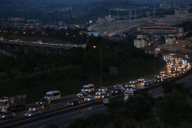 Bayram Tatilcileri Dönüşe Geçti (2)