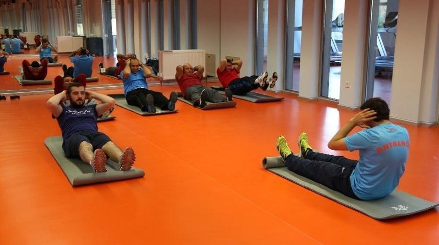 Başakşehirlilere &Ouml;zel Salonları Aratmayan Spor Salonu Hizmeti