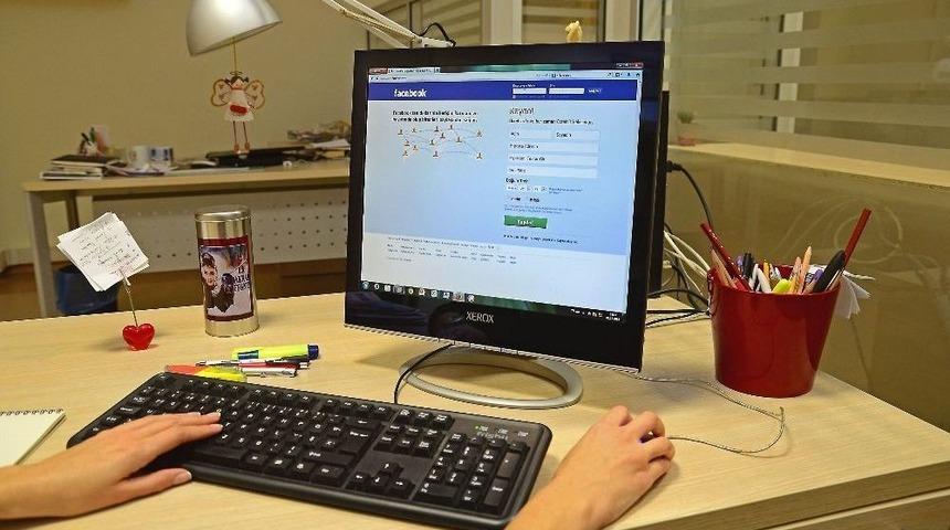 İnternet Bağımlılığı Tembelliğe Yol A&ccedil;ıyor