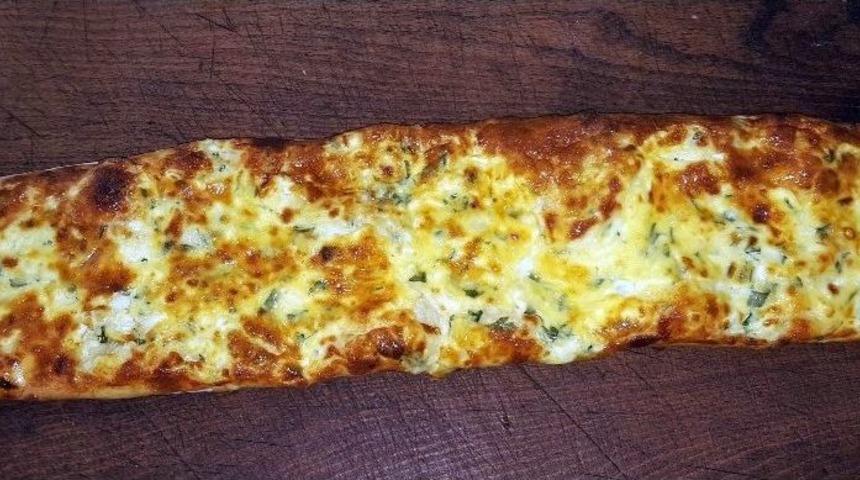 Bozdoğanlı Pideci Çift Katlı Pide Yaptı