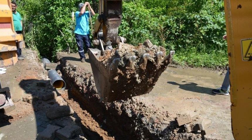 Yağmur Suyu Hatlarına Yenileme &Ccedil;alışması