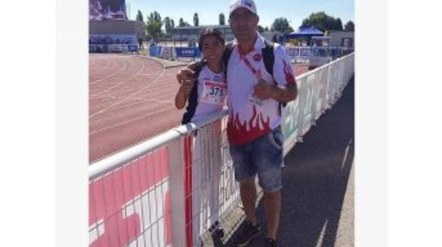 Osmangazili Atlet D&uuml;nya Şampiyonu