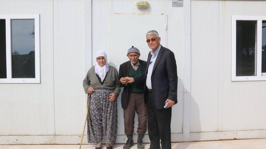 Hüseyin Dede Çadırda Yaşamaktan Kurtuldu