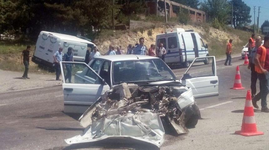 Cenaze Arabası Kaza Yaptı: 1 &Ouml;l&uuml;